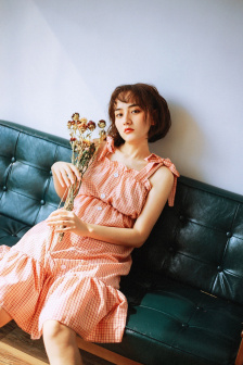 偷看美女裙